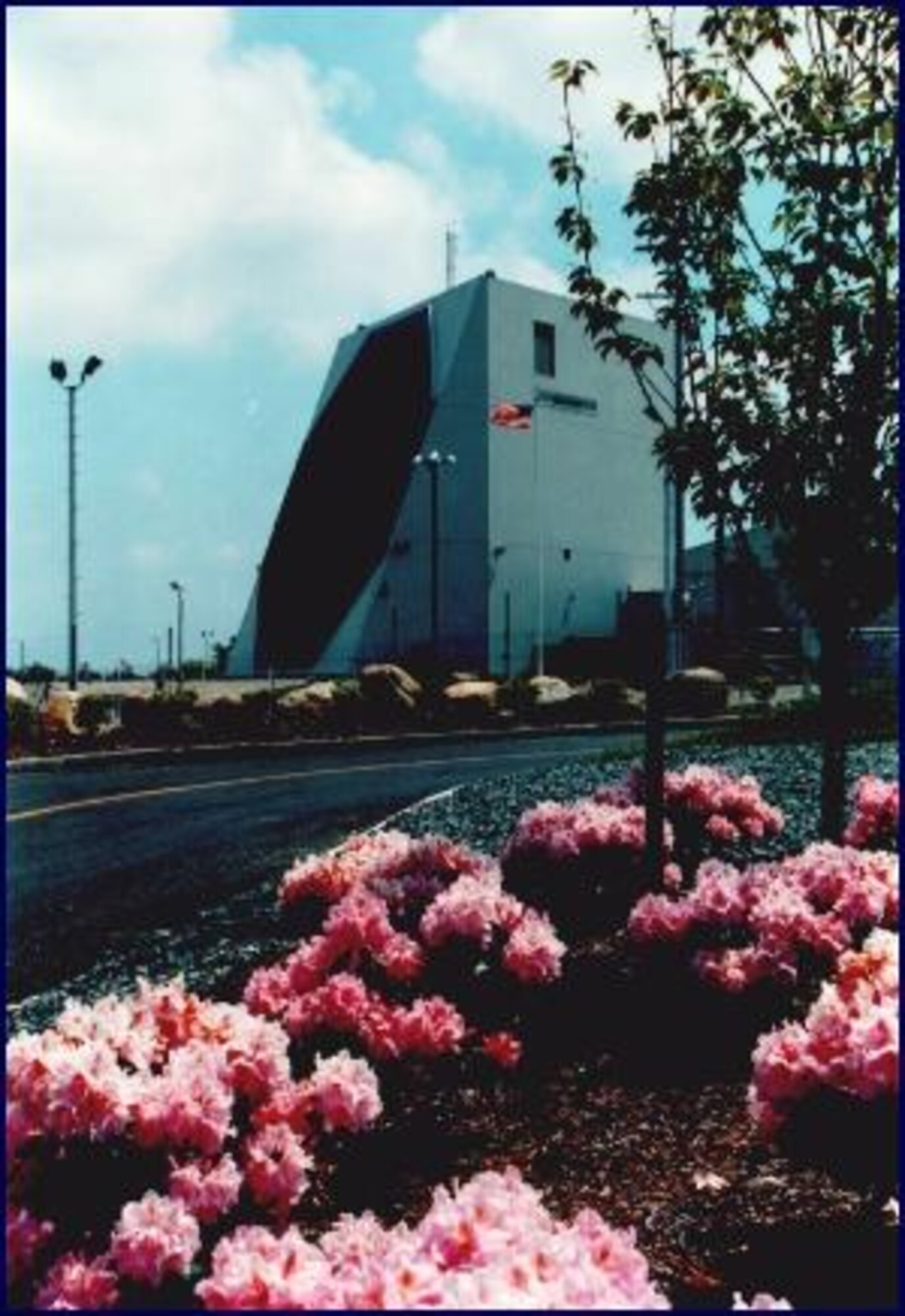 radar system with flowers in front