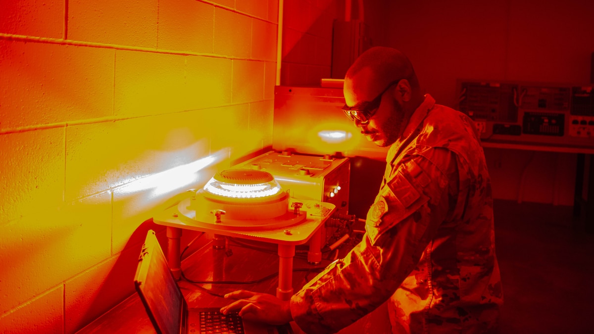 Senior Airman Solomar Forde, a 60th Maintenance Squadron aircraft electrical and environmental specialist, runs an operations test on an aircraft infrared anti-collision light at Travis Air Force Base, Calif., March 28, 2024. The 60th MXS delivers safe, professional maintenance that powers a dynamic global mission. (U.S. Air Force photo by Senior Airman Alexander Merchak)
