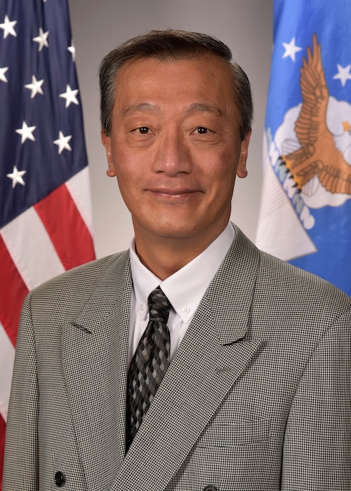 Official photo of Tse-Horng 'Richard' Yu.