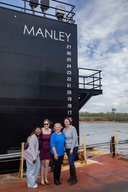 The  U.S. Army Corps of Engineers, Memphis District, christened its new dry dock during a ceremony held at Ensley Engineer Yard, April 2, 2024.

The dry dock was named after Billy Manley, who worked as the yards and docks chief for the district until his passing in 2020. 

More than 80 people attended the christening, including several members of Manley's family, his friends, and district employees. In keeping with USACE tradition, Manley's wife, Teresa Manley, conducted the act of christening and District Commander Col. Brian Sawser directed it to service to the current chief of yards and docks, Dennis Lewis.

The Dry Dock Manley was constructed at Conrad Shipyard in Morgan City, Louisiana, before arriving at Ensley Engineer Yard on December 15, 2023. It is 168 feet long, has a 77-foot beam, a draft of 4.5 feet, and a lifting capacity of 1000 tons.