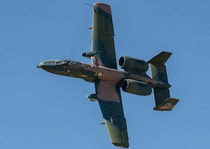 Photo of an A-10 flying
