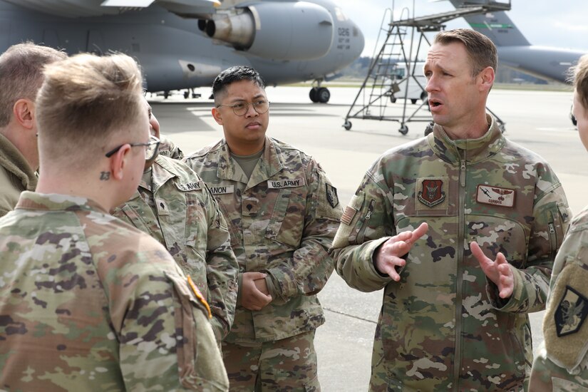 Army and Air Force Reserve integrate to practice strategic air mobility