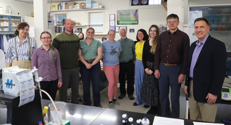 Researchers and faculty from ERDC’s Cold Regions Research and Engineering Laboratory (CRREL) and New Hampshire Academy of Science in NHAS’ Lyme, New Hampshire, laboratory.