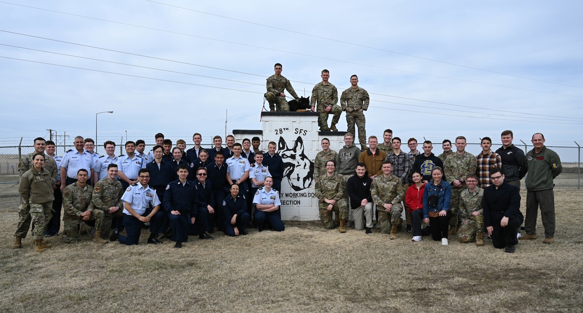Ellsworth empowers future Air Force leaders