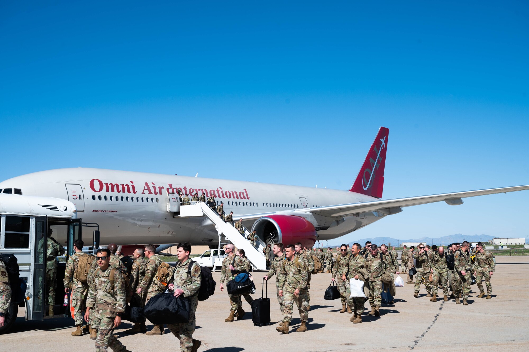 A photo of Airmen returning from deployment