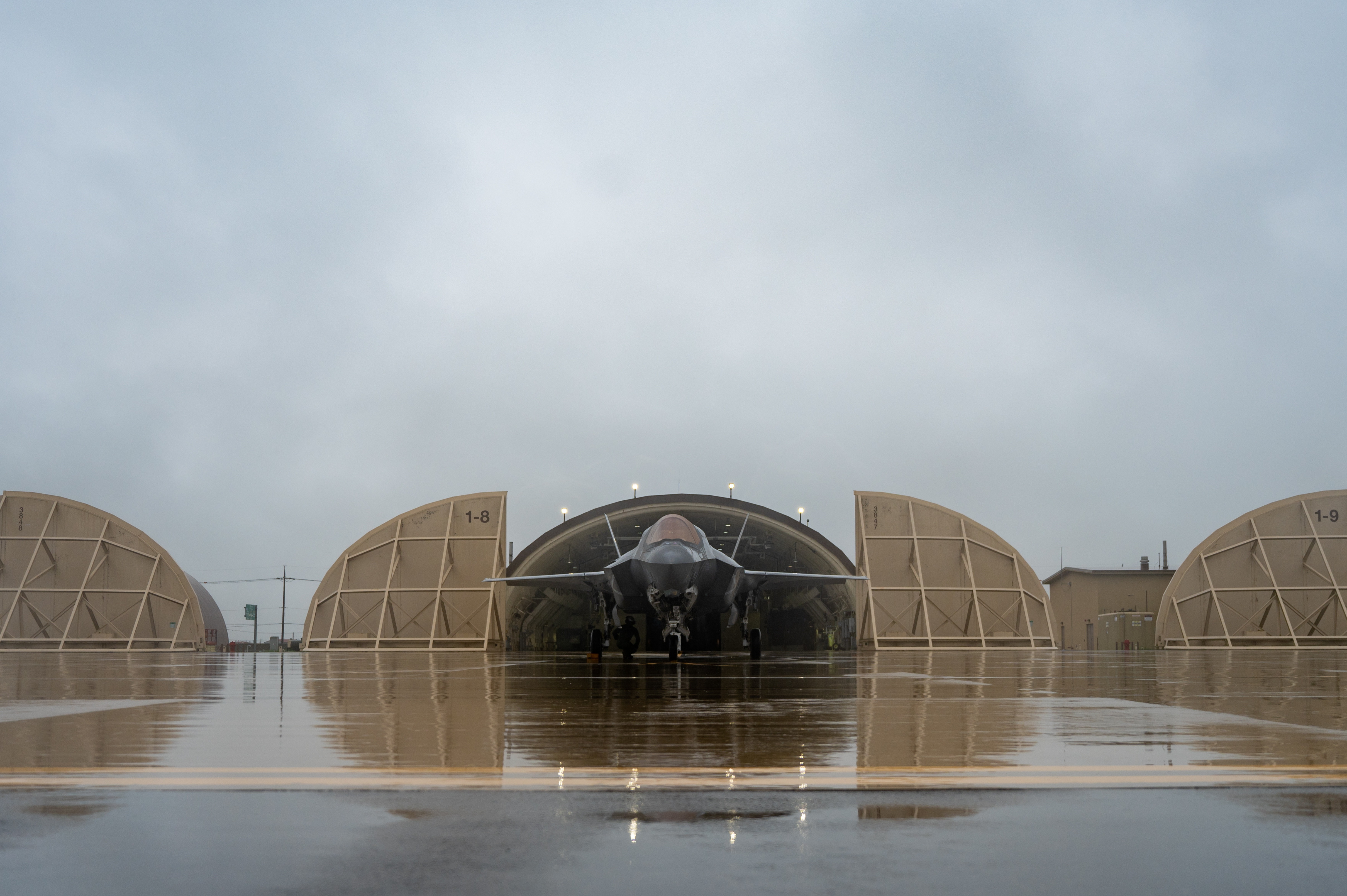 Wolf Pack integrates 5th generation aircraft into ROK