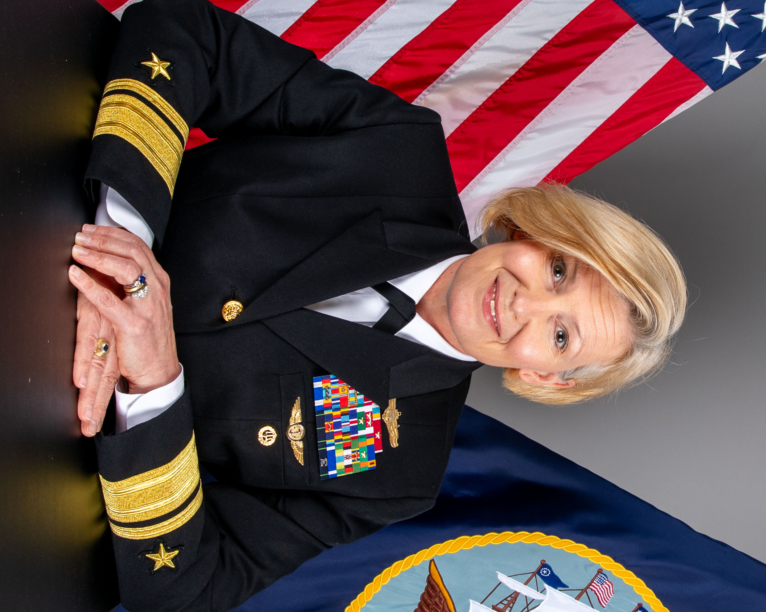 Rear Admiral Heidi Berg gt United States Navy gt BioDisplay🤐 Converta sua