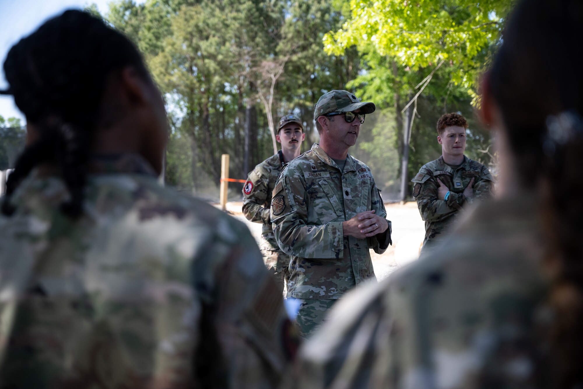 Air Force commander speaks to cadets