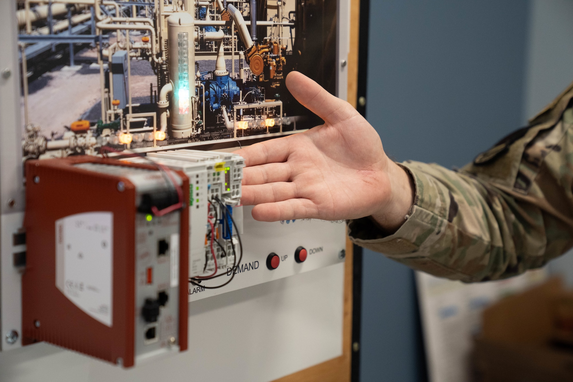 U.S. Air Force Tech. Sgt. Jessie Ludlum, 333rd Training Squadron instructor, showcases the Tunneling Lab’s integrated technology during Pathways to Blue on Keesler Air Force Base, Mississippi, March 23, 2024.