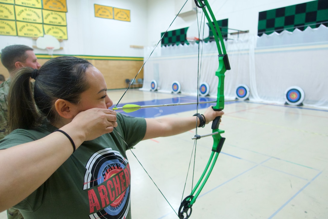 Alaska Air National Guard officer shares story with Service High JROTC