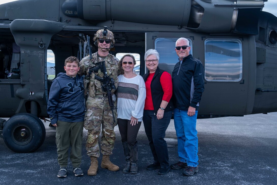 St. Lo Soldiers conduct air assault during drill weekend