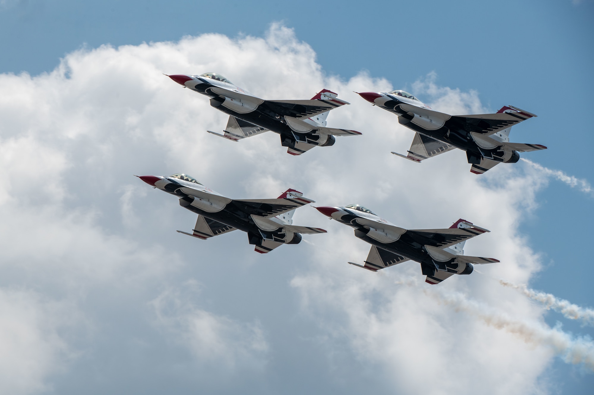 Planes fly in the sky.