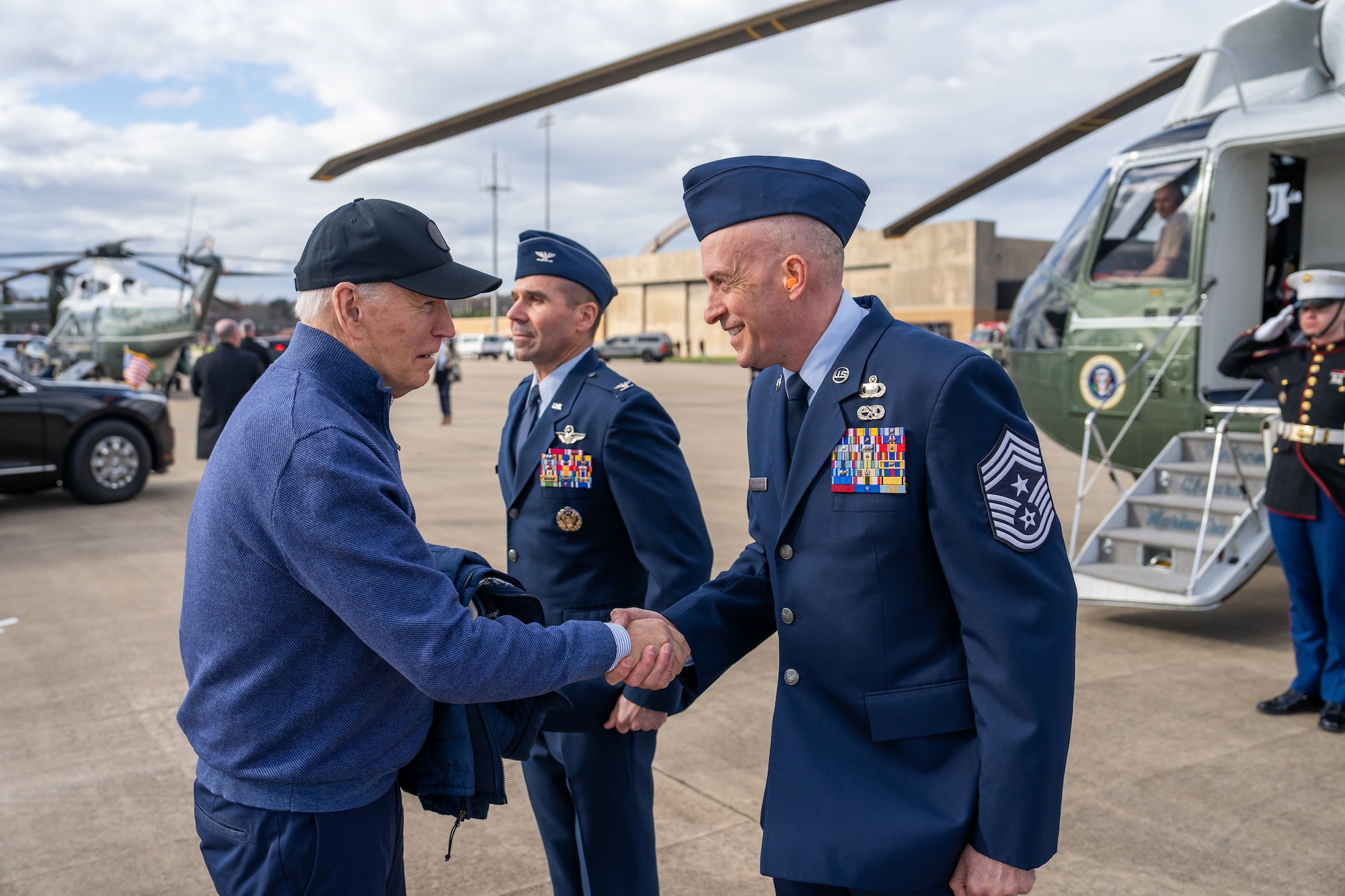 Maryland Air National Guard Chief Master Sgt. James Bottorff, 175th Wing command chief, greets President Joseph R. Biden as he arrives at Martin State Airport and boards Marine One en route to Delaware Air National Guard Base, April 5, 2024, Martin State Air National Guard Base, Middle River, Maryland.