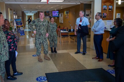 U.S. Fleet Forces Command (USFFC) hosted the Executive Management Advisory Panel for focus groups between the Navy’s most senior career civilian executives and the Navy’s civilian workforce who work in direct support of fleet operations.