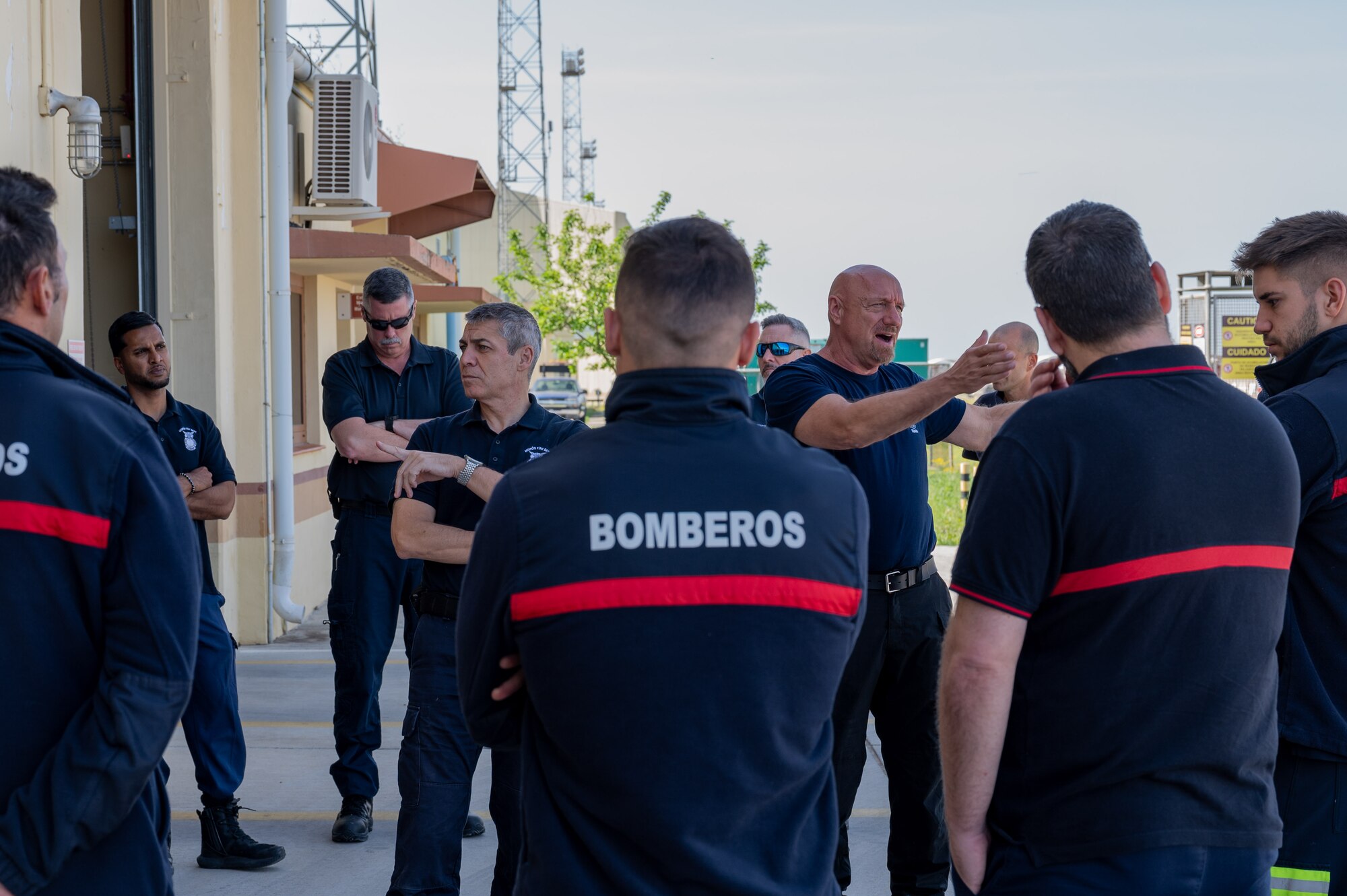 U.S. Firefighters and Spanish fire and emergency services personnel learn about each countries’ equipment