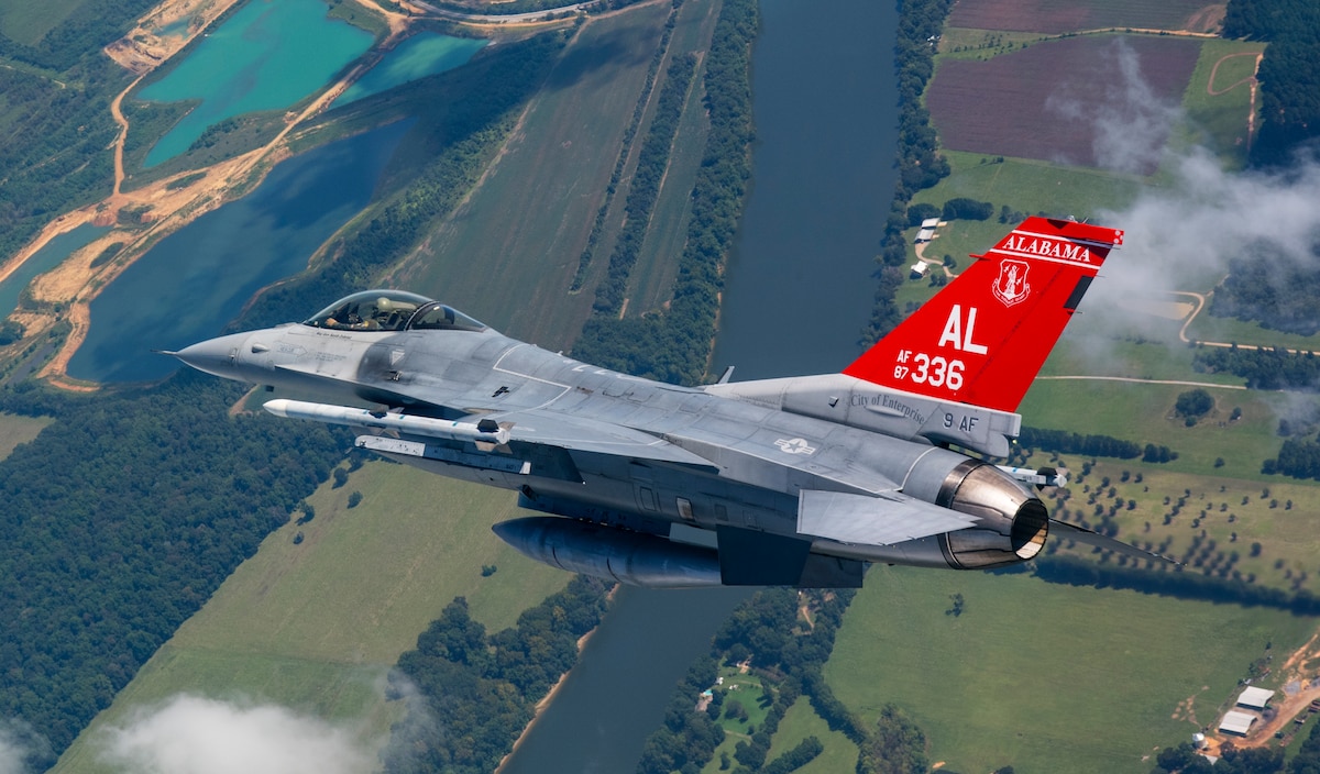 A U.S. Air Force F-16 Fighting Falcon from the 100th Fighter Squadron flies in a hold pattern Sep. 7, 2018, while flying over areas of Alabama.