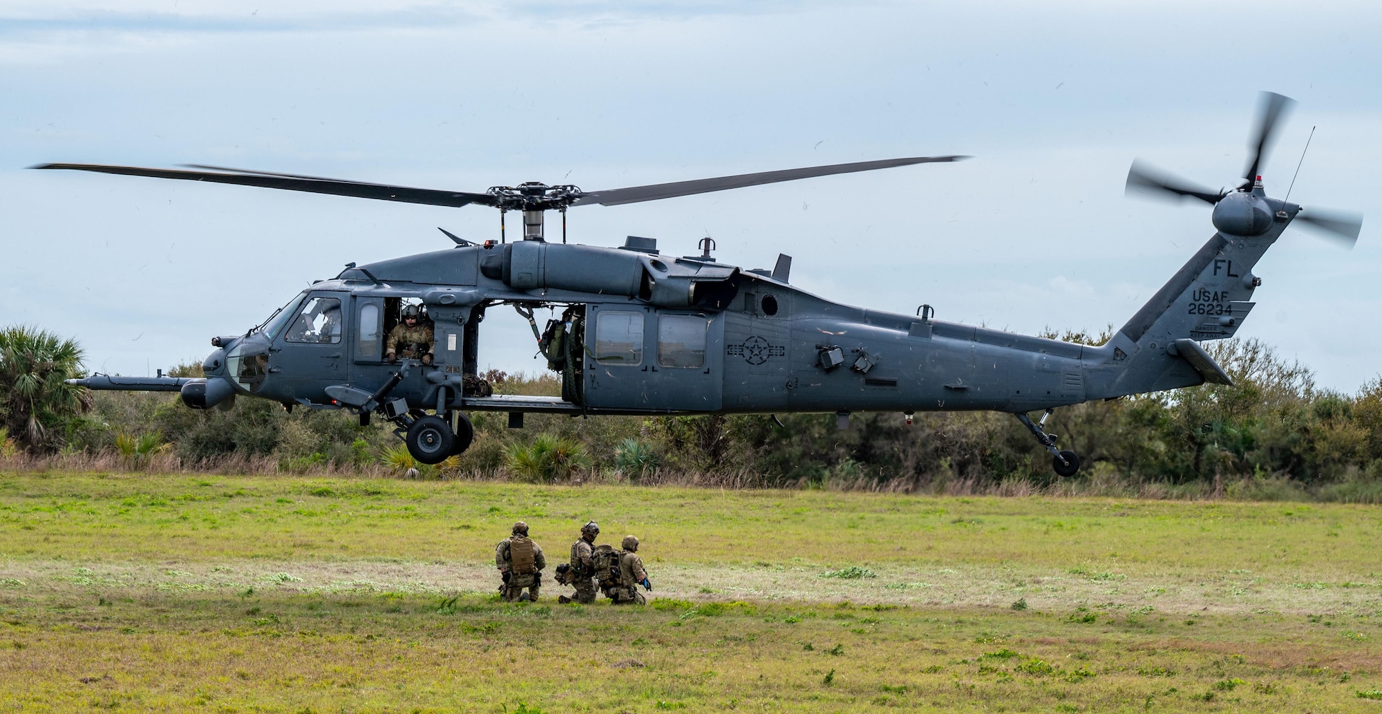 Pararescuemen conduct mass casualty exercise