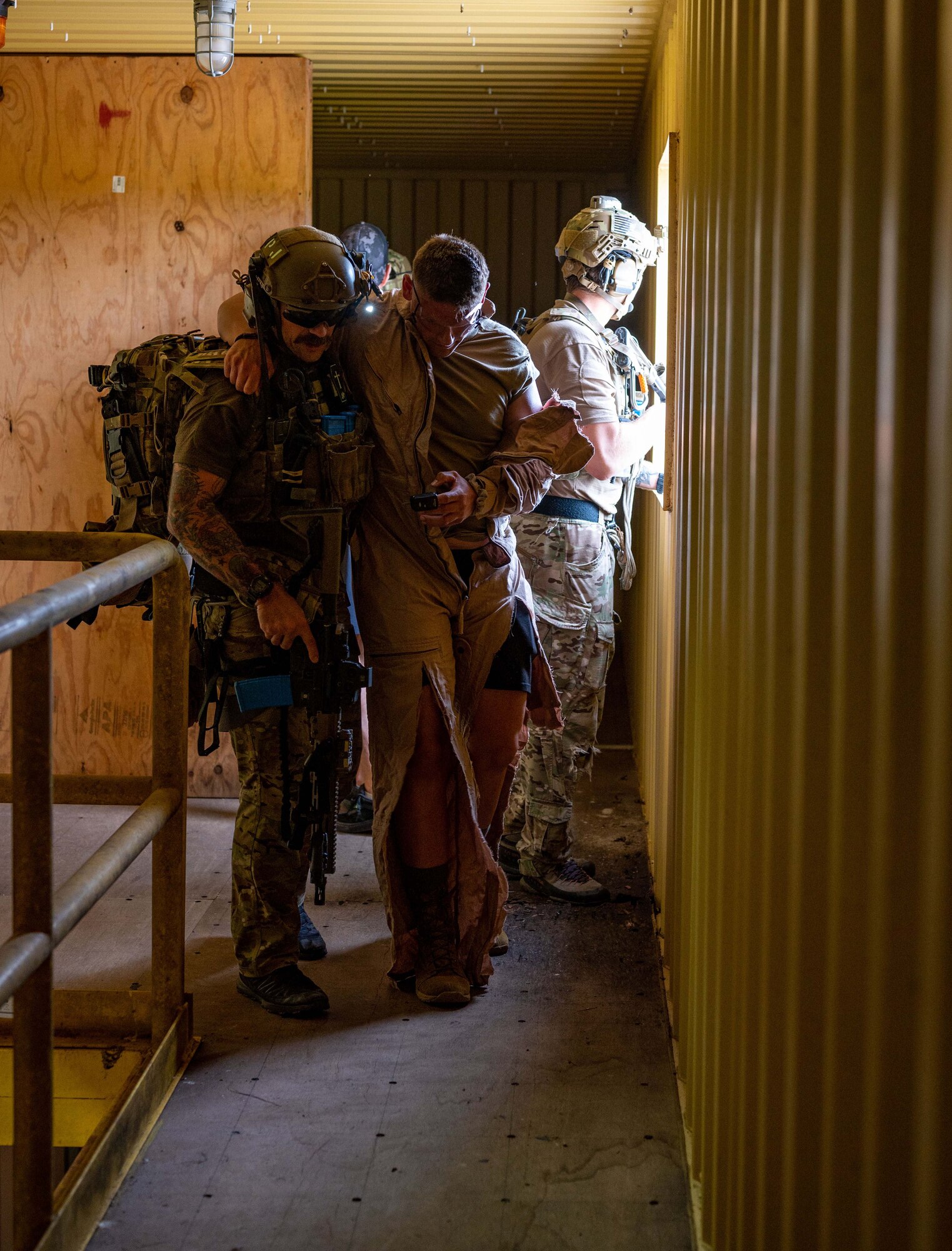 Pararescuemen conduct mass casualty exercise