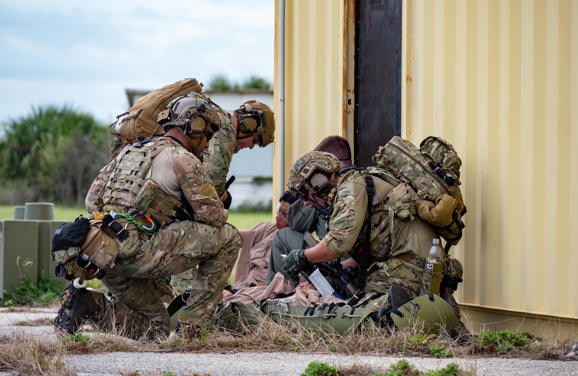 Pararescuemen conduct mass casualty exercise
