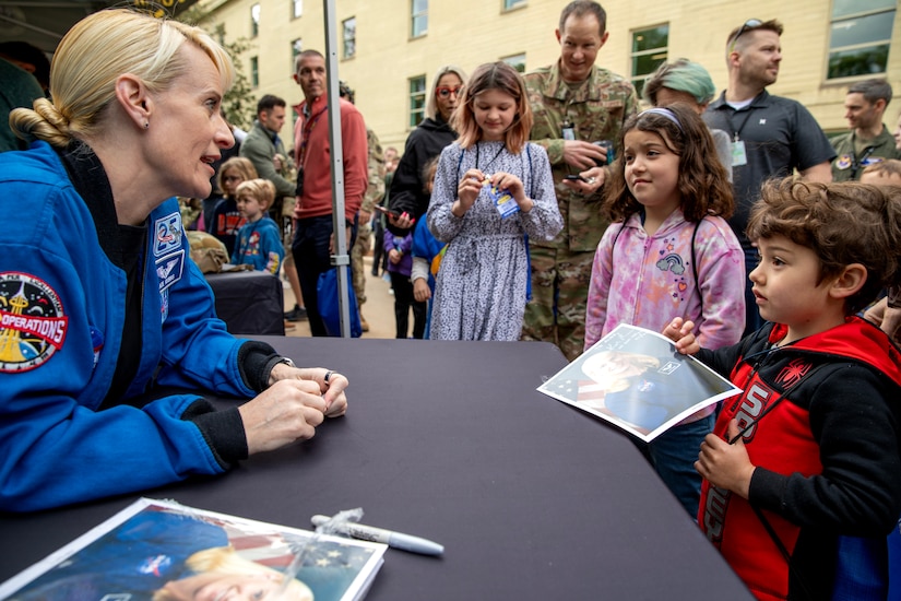 Astronaut and Army Reserve Soldier at Pentagon's Bring a Child to Work Day