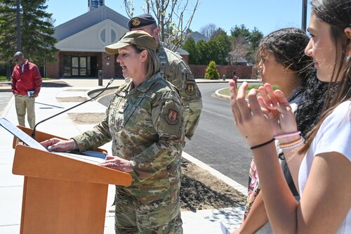 Image of commander and others