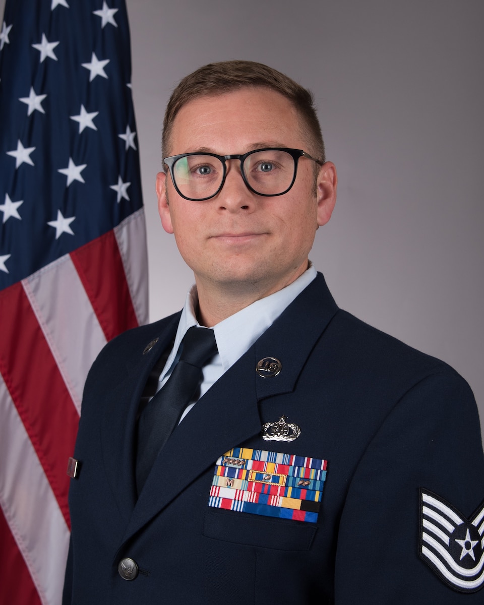 TSgt Devin LaRue Official Photo