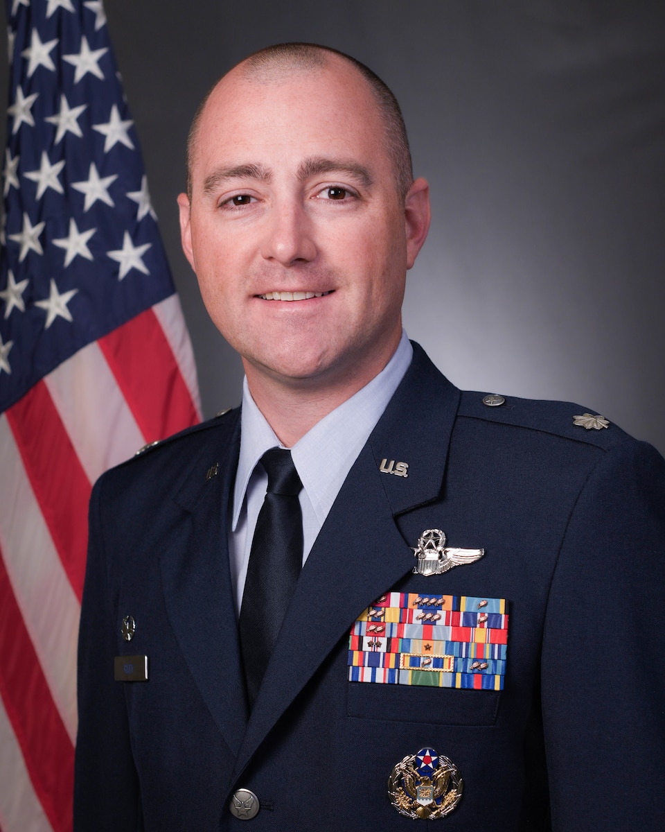 Lt. Col. Riley Official Photo