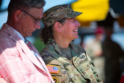 Double Eagle Six signs off: Lt. Gen. Jody Daniels ends tenure at U.S. Army Reserve Command