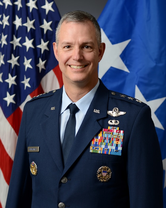 The official Portrait of Lt. Gen. Grynkewich