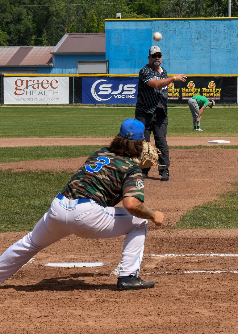 Man throwing baseball