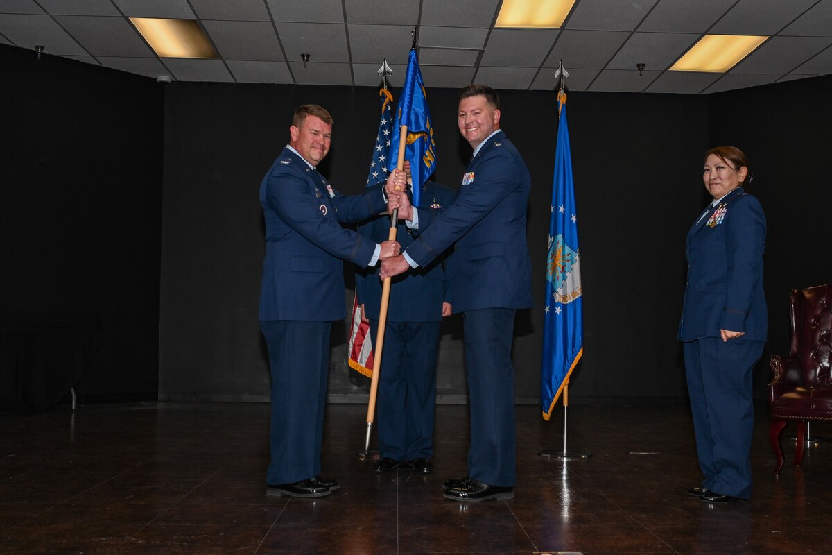 97 AMW welcomes nine new commanders in 2024 > 505th Command