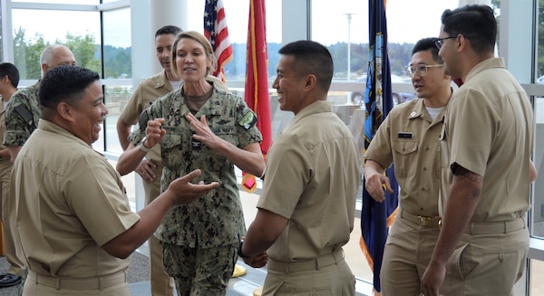 Commemorating Navy Medicine’s Medical Service Corps…Capt. Karla Lepore, incoming Naval Hospital Bremerton director and Navy Medicine Readiness Training Command Bremerton commanding officer, and Medical Service Corps officer, meets with MSC members assigned to NMRTC Bremerton during the 77th birthday celebration of their Navy Medicine legacy (Official Navy photo by Douglas H Stutz, NHB/NMRTC Bremerton public affairs officer).