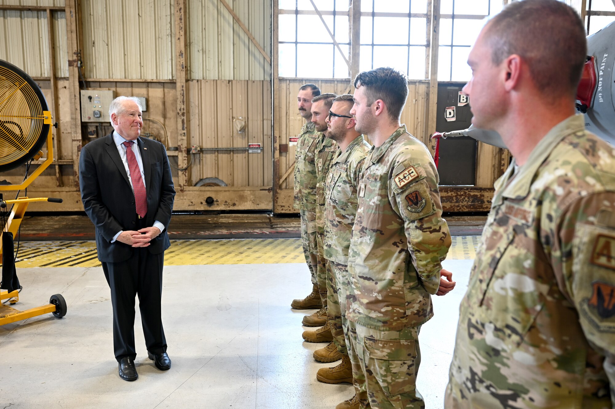 Secretary of the Air Force Frank Kendall, left, speaks with 20th Equipment Maintenance Squadron Airmen during a visit to Shaw Air Force Base, S.C., July 30, 2024. Kendall’s visit aimed to offer insight into the combat capabilities of the 20th Fighter Wing’s three squadrons of F-16 Fighting Falcons, which are tasked to a variety of theaters of operation worldwide. (U.S. Air Force photo by Staff Sgt. Kelsey Owen)