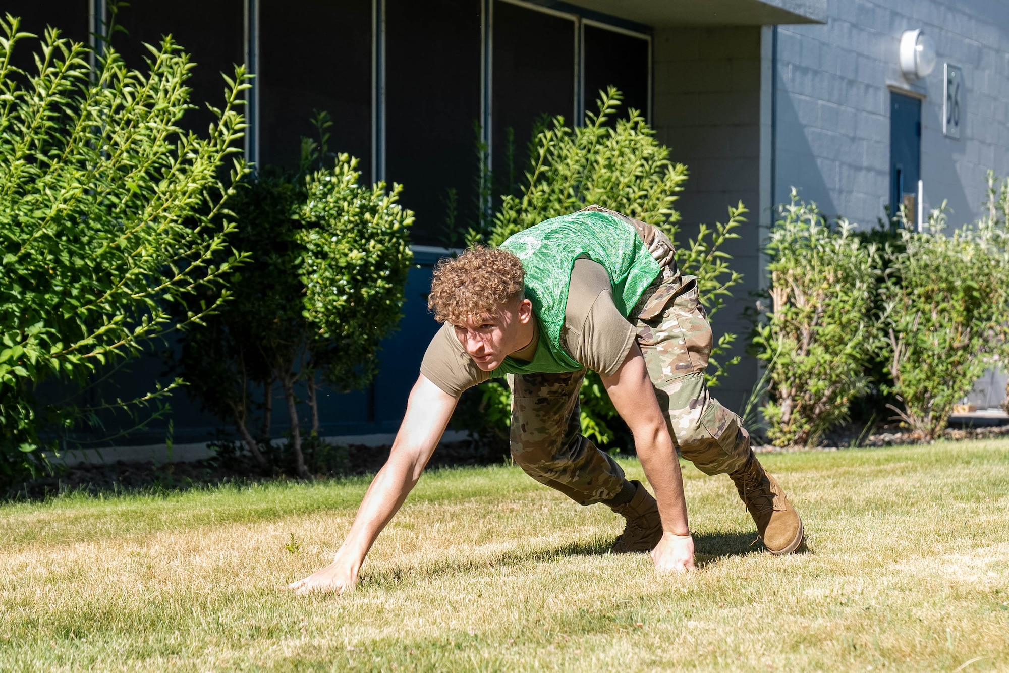 UNITE Bear Crawl Photo