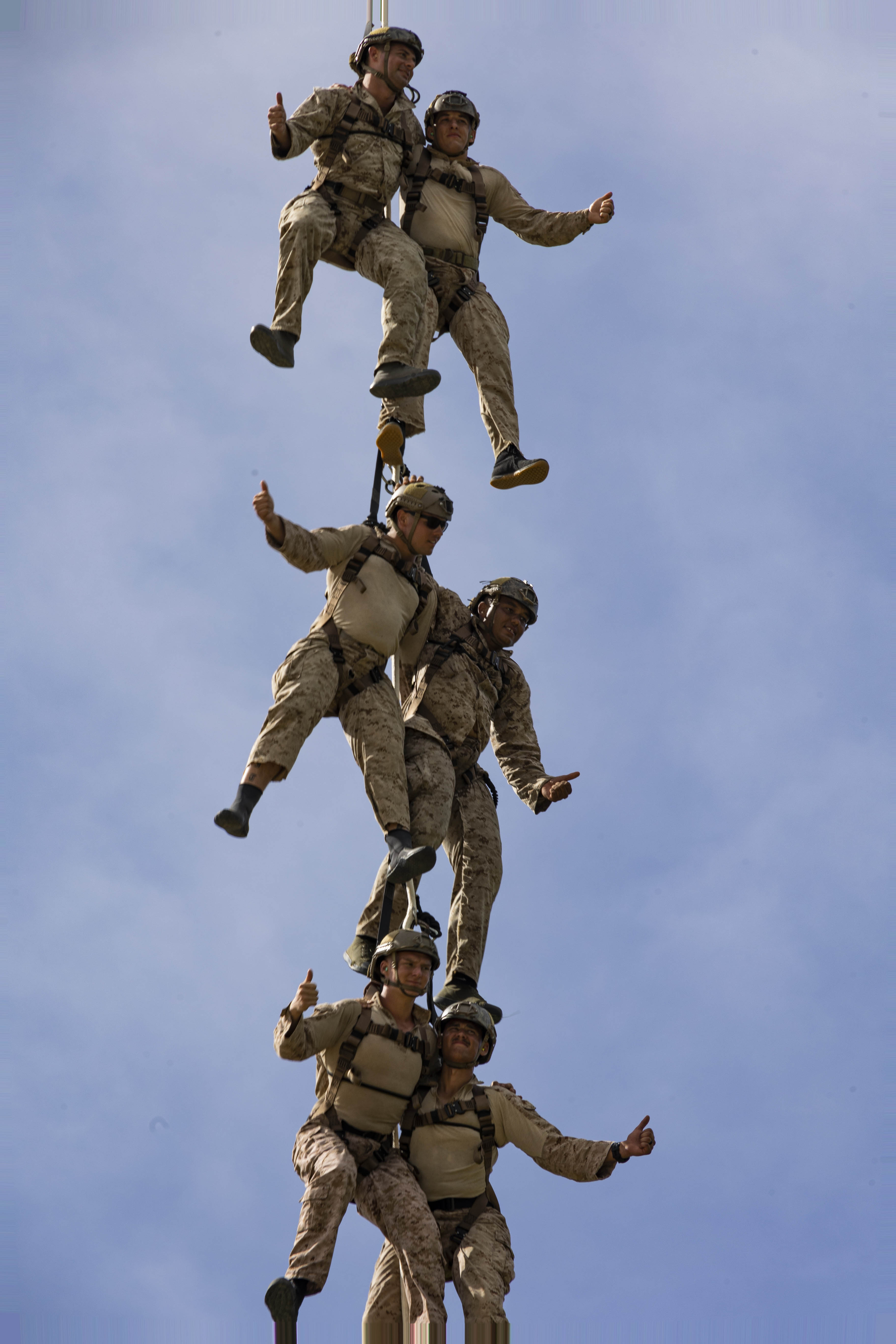 ヘリコプター・ロープ技術訓練