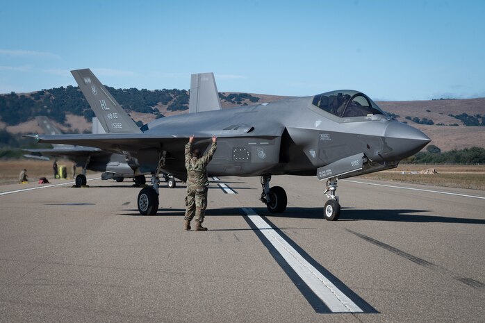 A photo of F-35 operations at Santa Maria Airport.