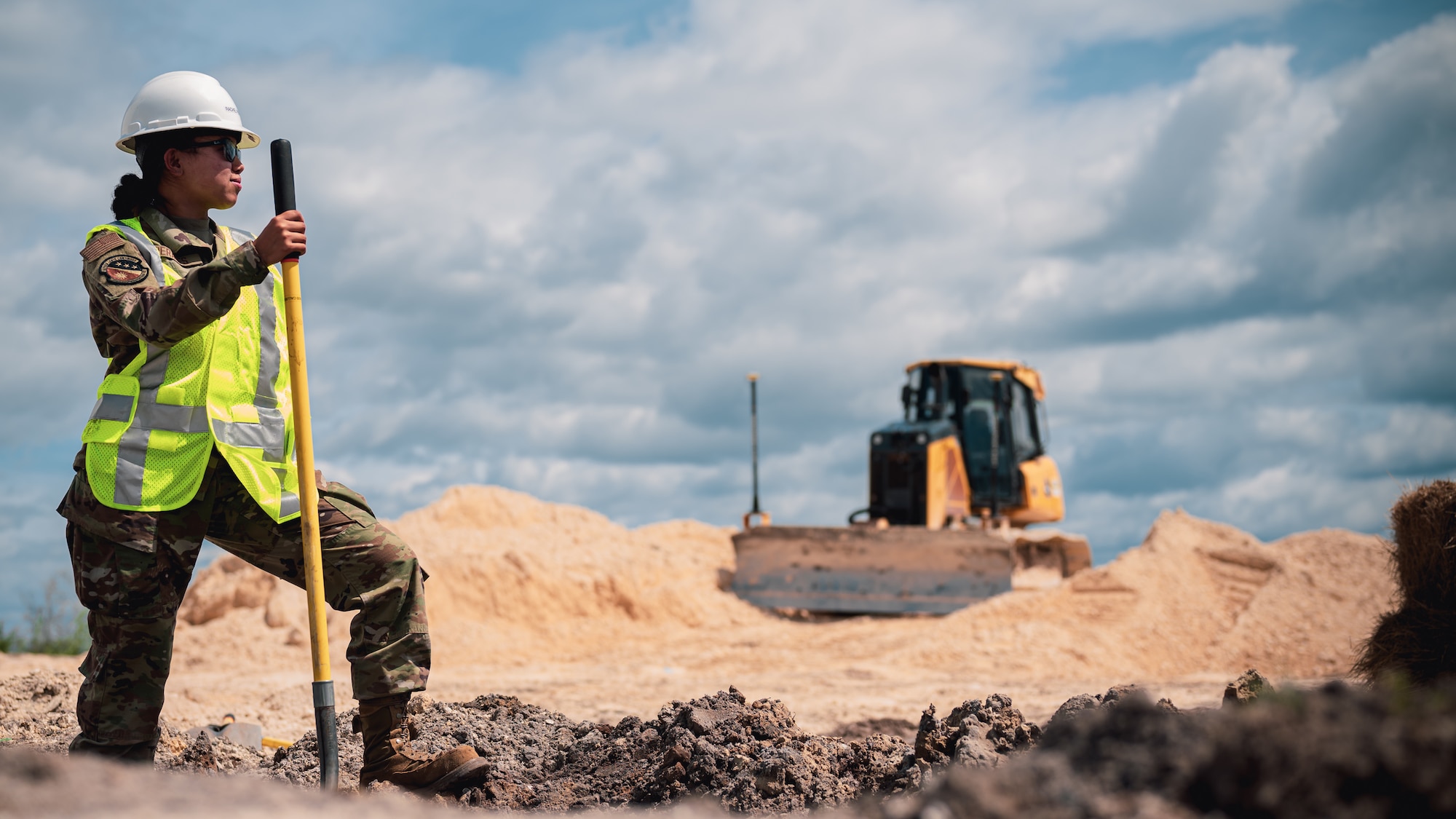 Airman observes cable cut