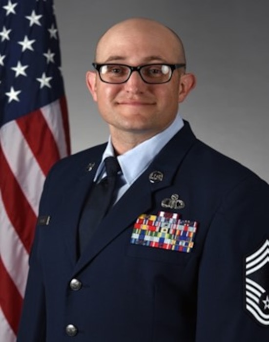 CMSgt William A. Caskey, 2d Weather Group, Senior Enlisted Leader official Bio photo
