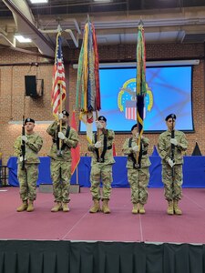 First female commanding general of U.S. Army Reserve’s 80th Training Command relinquishes unit colors