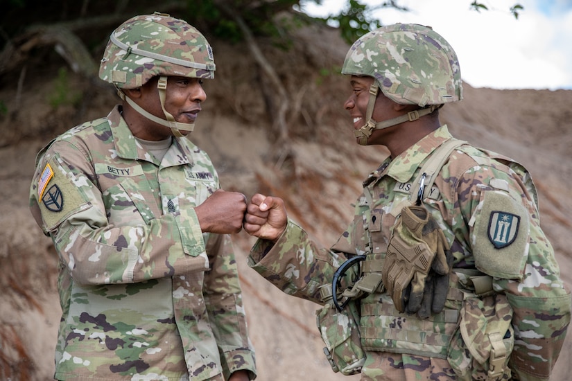 USARC CSM visits troops, boosts morale