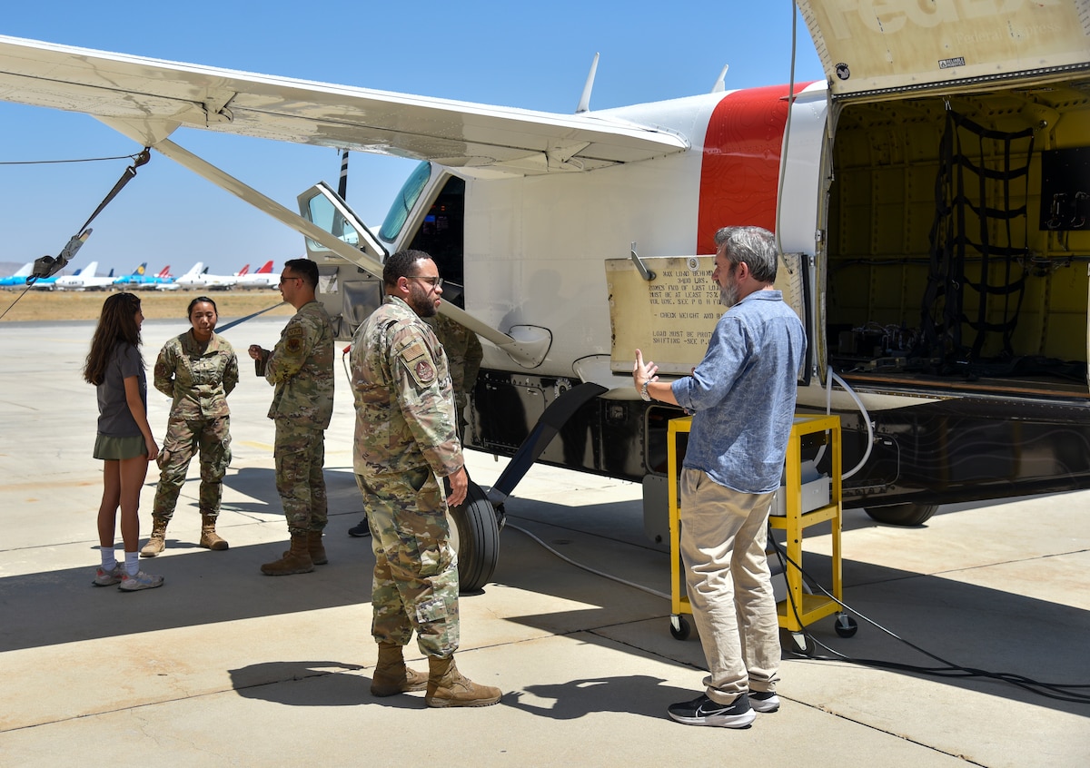 Reliable Robotics, an AFWERX Autonomy Prime partner, gives Airmen a tour of their autonomous Cessna 208B Grand Caravan during AGILE FLAG 24-3 at Mojave Air and Space Port, California, on Aug. 9, 2024.