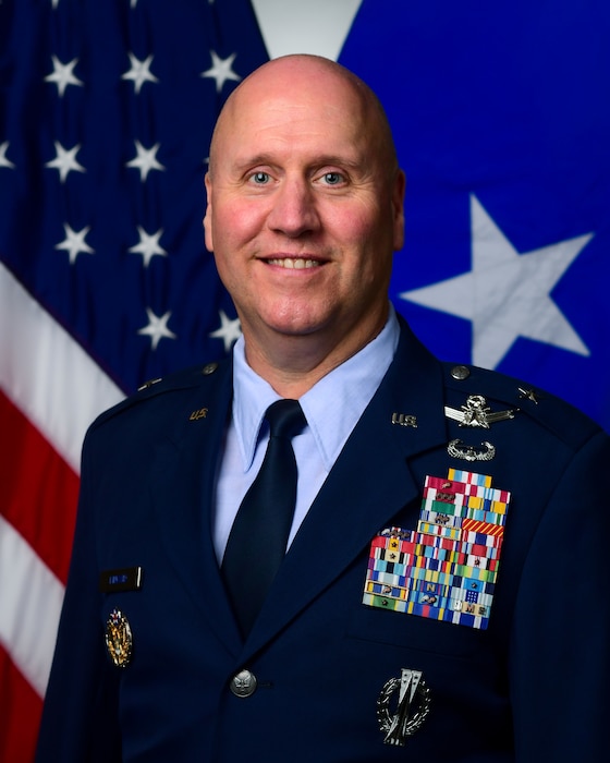 Official photo of Brig. Gen. Frank Kincaid.