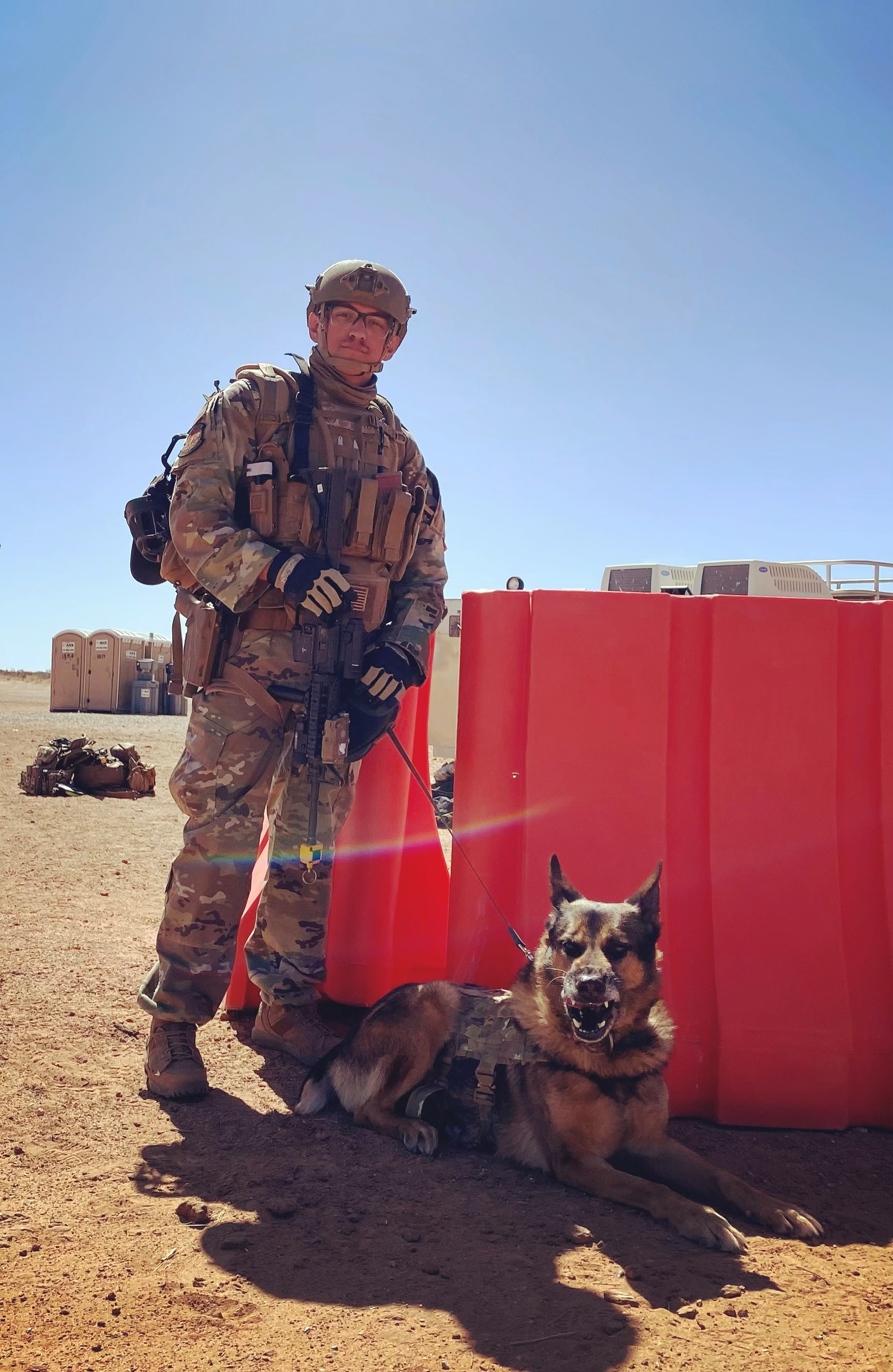 Paws, reflect on MWD Darius > Davis-Monthan Air Force Base > Article View