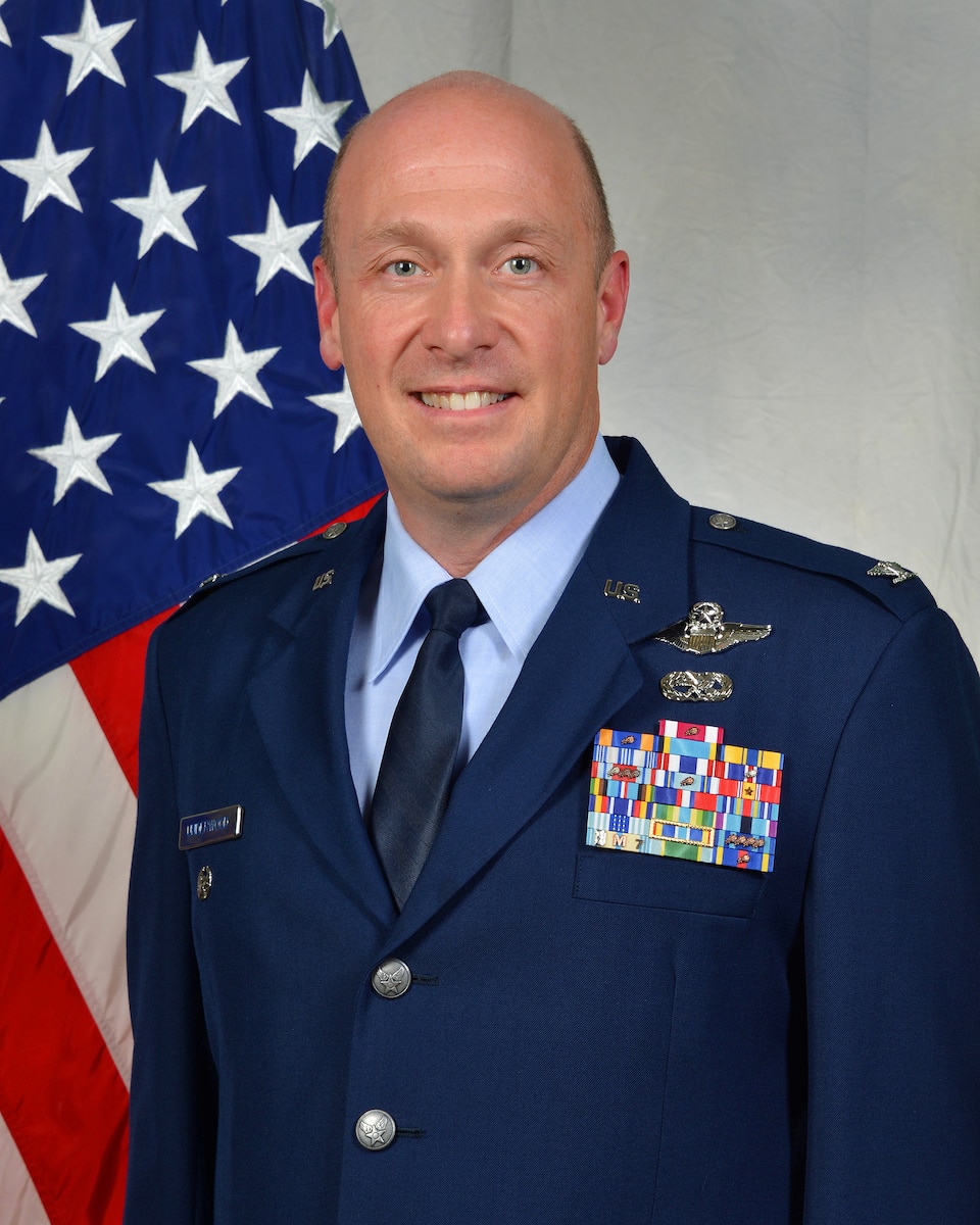 OFFICIAL PORTRAIT OF COLONEL ROBERT A. UNDERWOOD