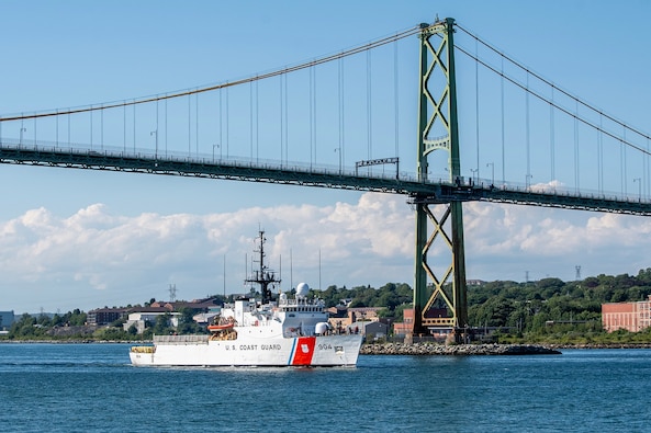 HMCS Margaret Brooke leads allied ships; HDMS Lauge Koch, USCGC Northland and Canadian Coast Guard Ship Kopit Hopson 1752 during a sail past, enroute for Arctic waters on Op NANOOK. Op NANOOK is the Canadian Forces Canada’s annual northern sovereignty operation. Photo by Mona Ghiz, MARLANT Public Affairs 20240812HSX0311D010 © 2024 DND – MDN Canada