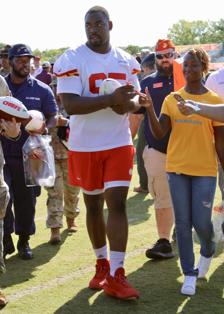 Kansas City Chiefs Honor Military at Training Camp Strengthening Partnership with Army Recruiting Battalion U.S. ARMY RECRUITING COMMAND U.S. Army Recruiting News
