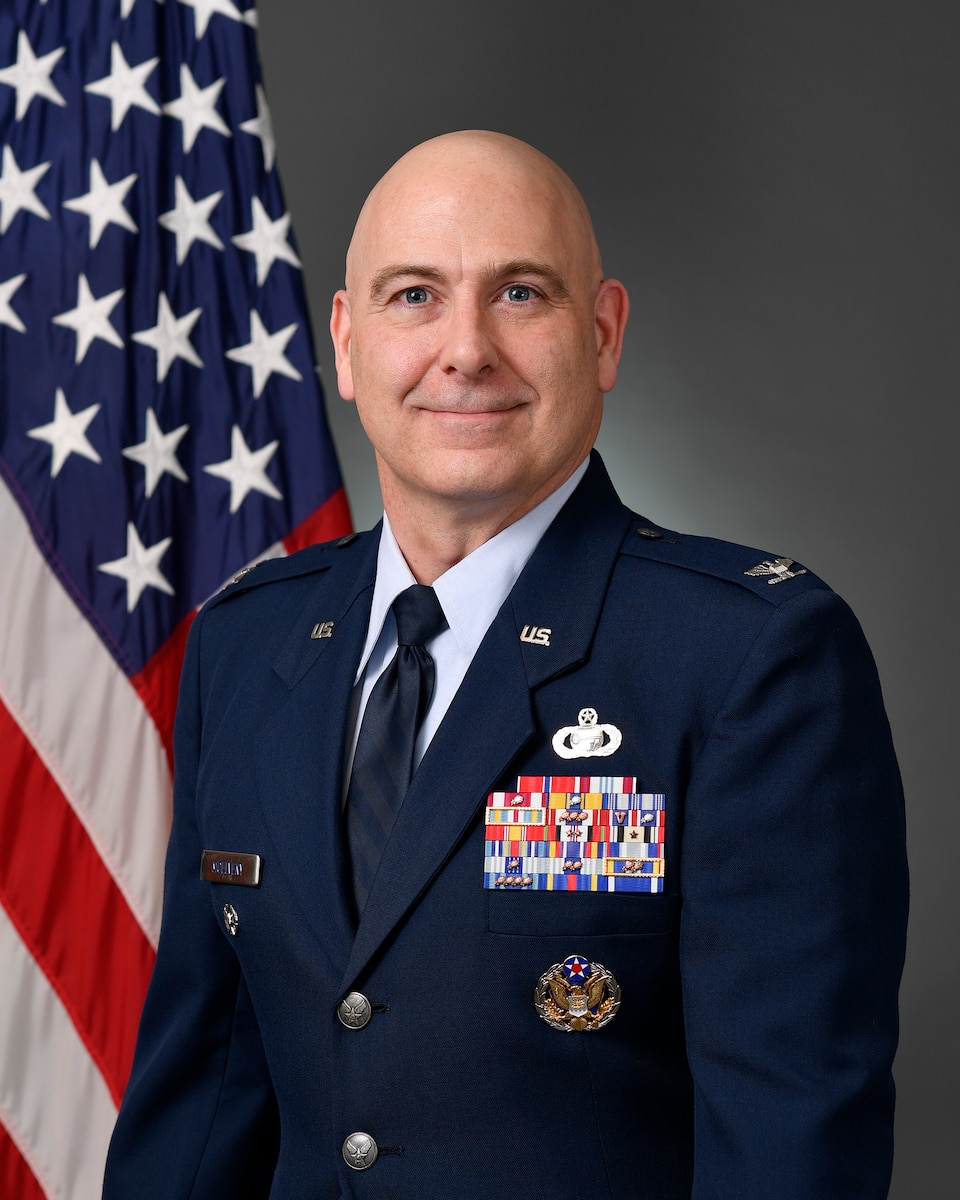 Official photo of Col. Kelly McElveny, Deputy Commander 37th Training Wing.