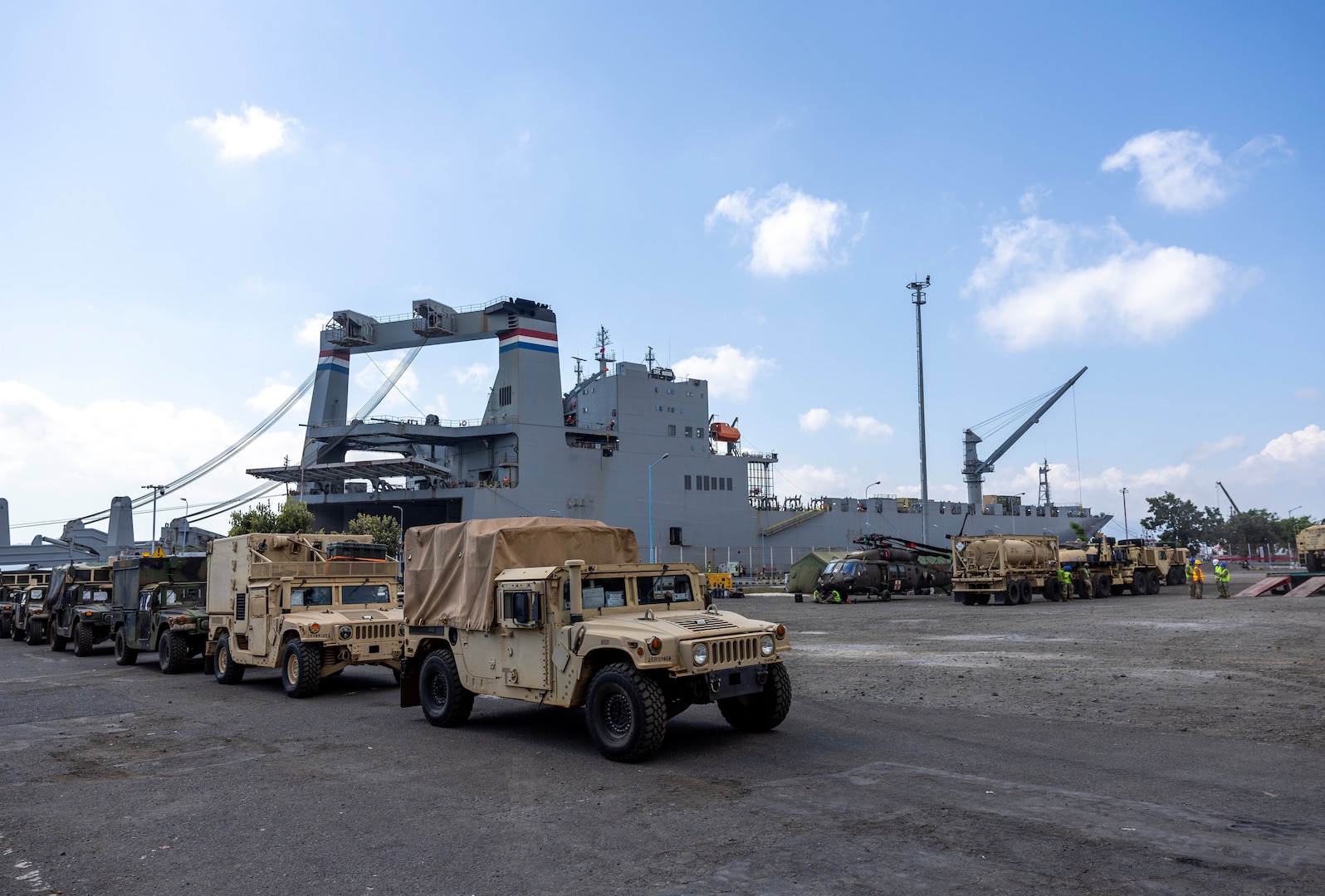 MV Cape Hudson Tiba di Indonesia untuk Pembongkaran Super Garuda Shield 24 > Komando Indo-Pasifik AS > Tampilan Artikel Berita