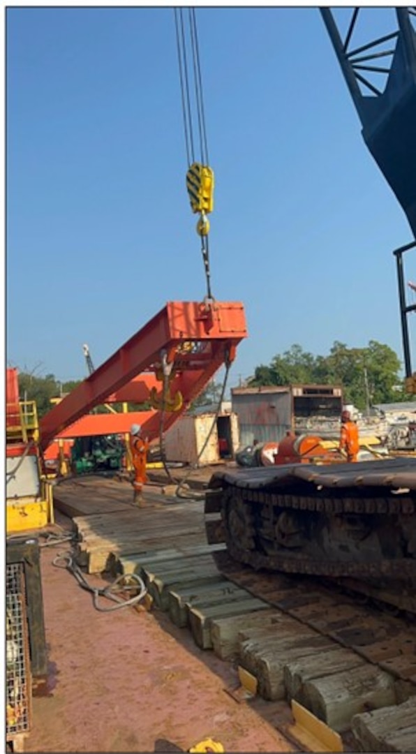 An a-frame being loaded on a Resolve Marine 400-ton shear-leg barge in Baltimore, Maryland Aug. 14, 2024.  The barge is scheduled to arrive to Culebra, Puerto Rico, Aug. 31, 2024, to remove the grounded sailing vessel Obession from a reef just off Flamenco Beach. The Coast Guard continues to coordinate vessel removal operations with experts from Resolve Marine and local and federal partner environmental agencies. (Courtesy photo)