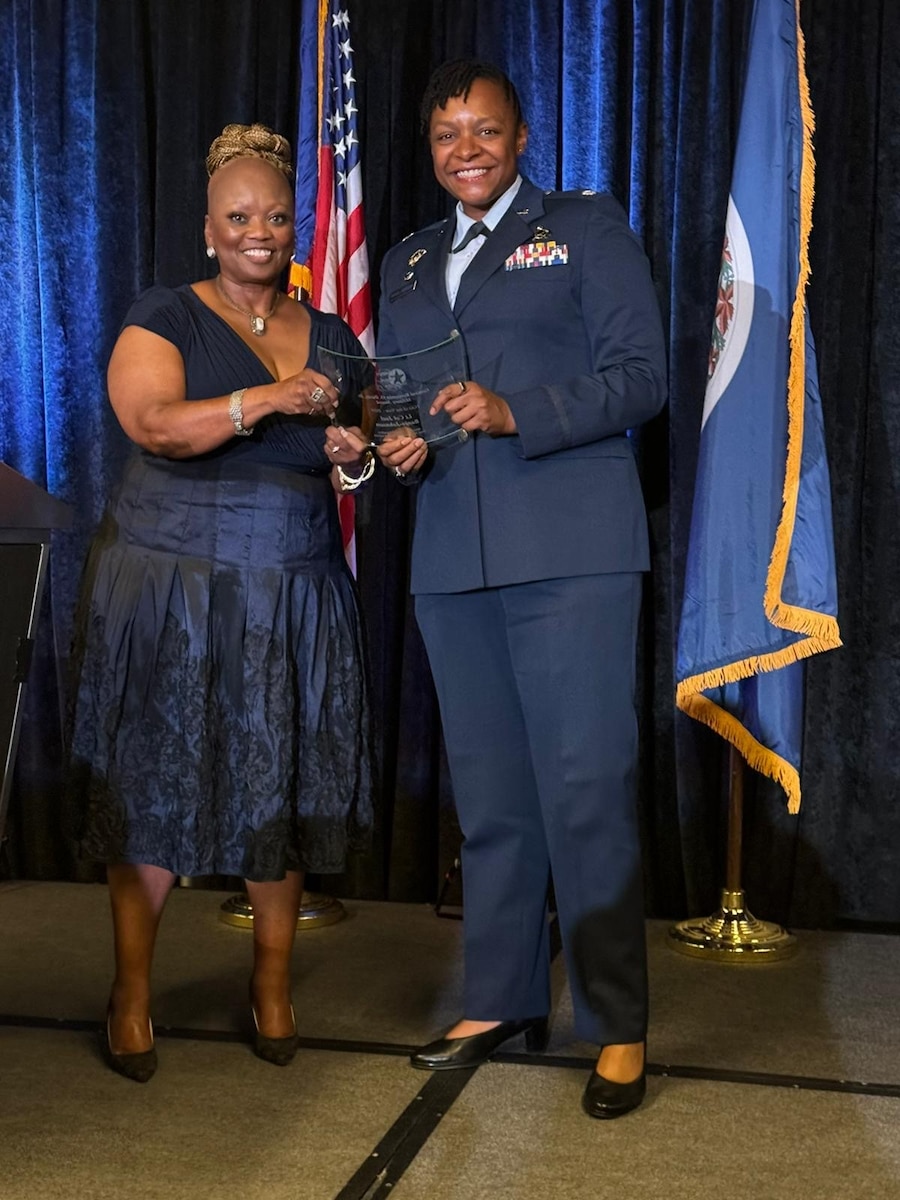 Pope AAF officer receives prestigious Tuskegee Airmen award > U.S. Air ...